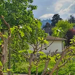 Spacieux, Calme Avec Terrasse 公寓