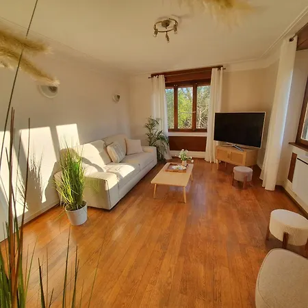 Апартаменты Spacieux, Calme Avec Terrasse *